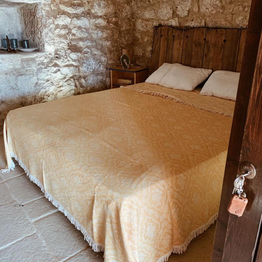 Гостевой дом Trullo Contrada Stracca Аллисте Экстерьер фото