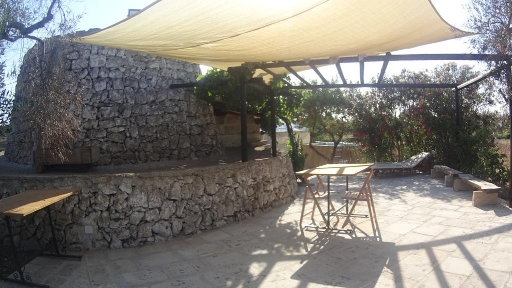 Гостевой дом Trullo Contrada Stracca Аллисте Экстерьер фото